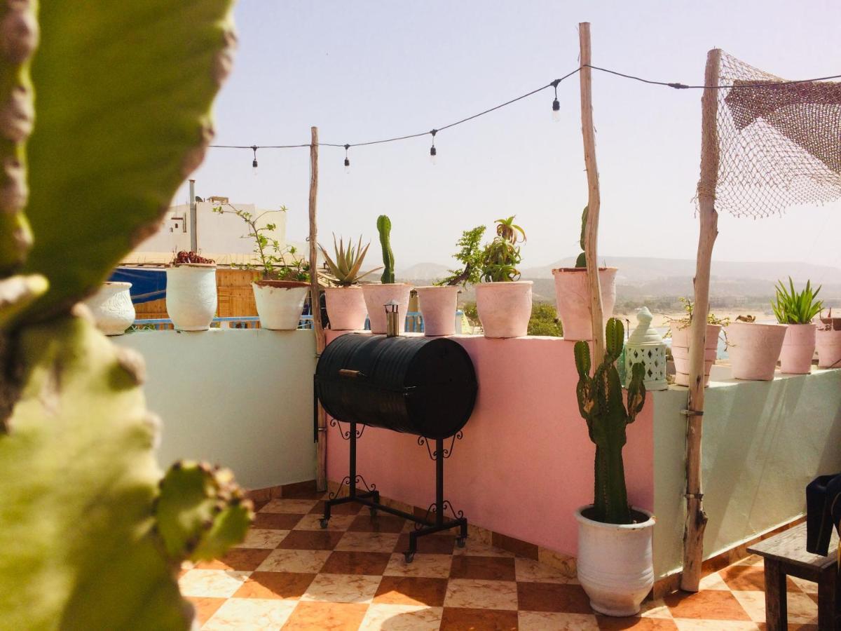 Amayour Surf Hostel ทากาเซาท์ ภายนอก รูปภาพ