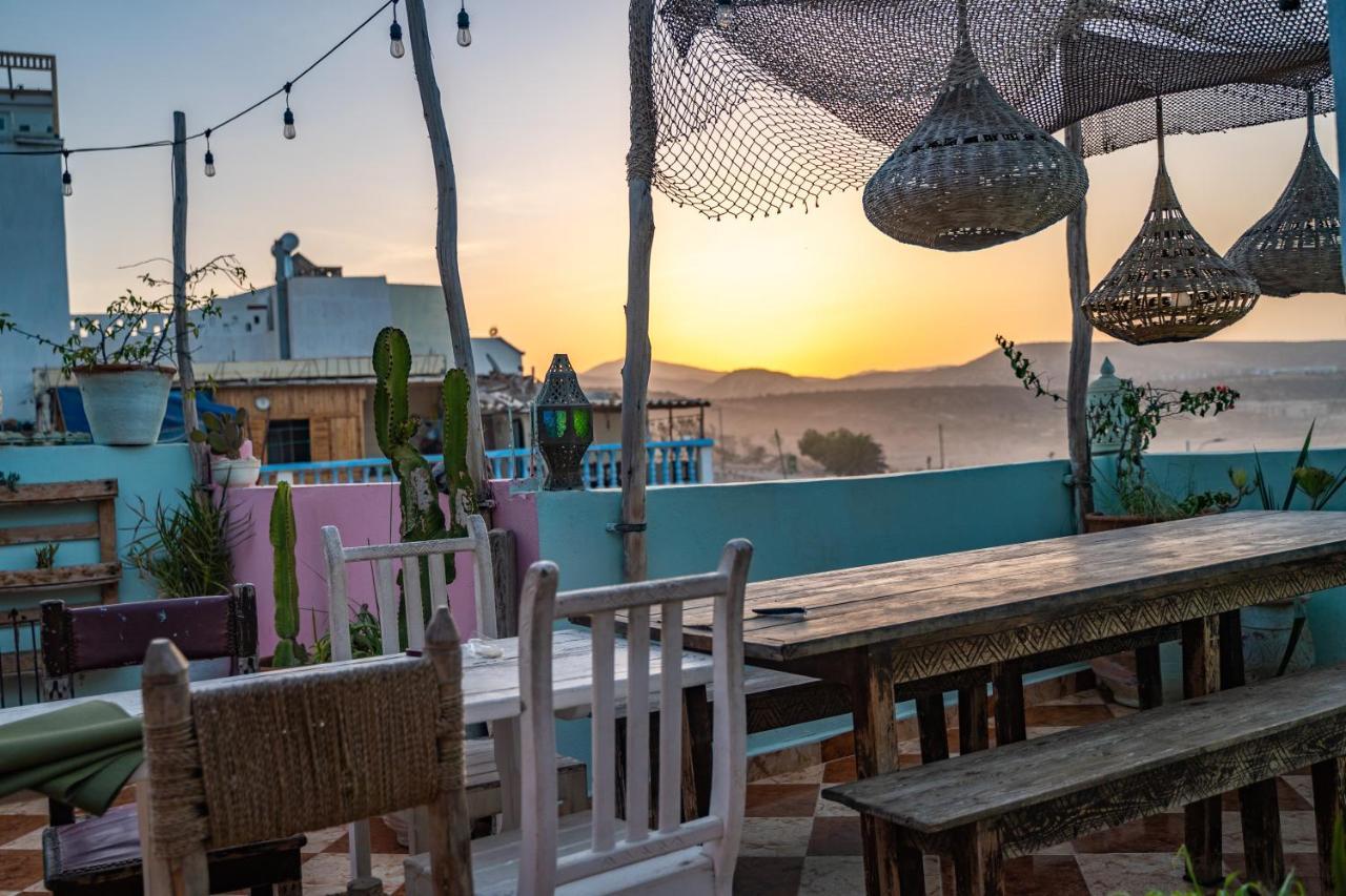 Amayour Surf Hostel ทากาเซาท์ ภายนอก รูปภาพ